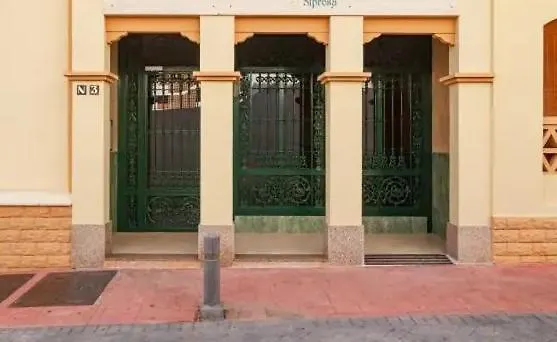 Vacation Quiet & Close To