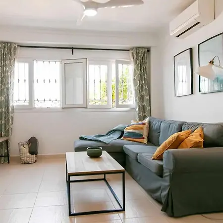 Vacation Quiet & Close To